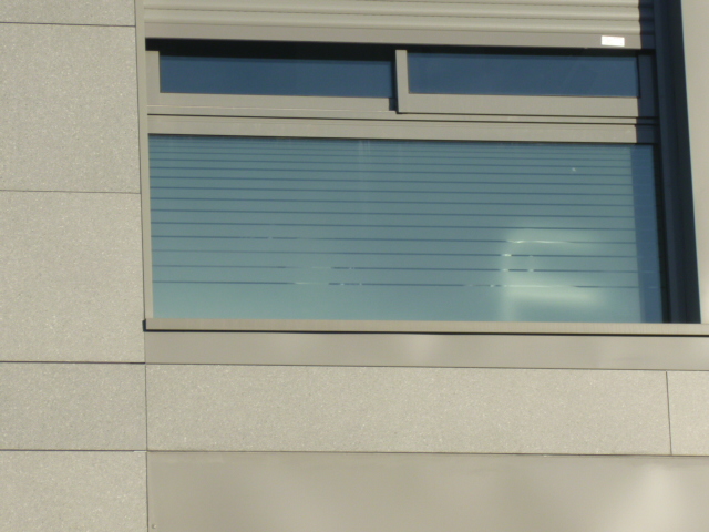 Pose de film adhésif occultant pour chambre d'hopital sur Marseille